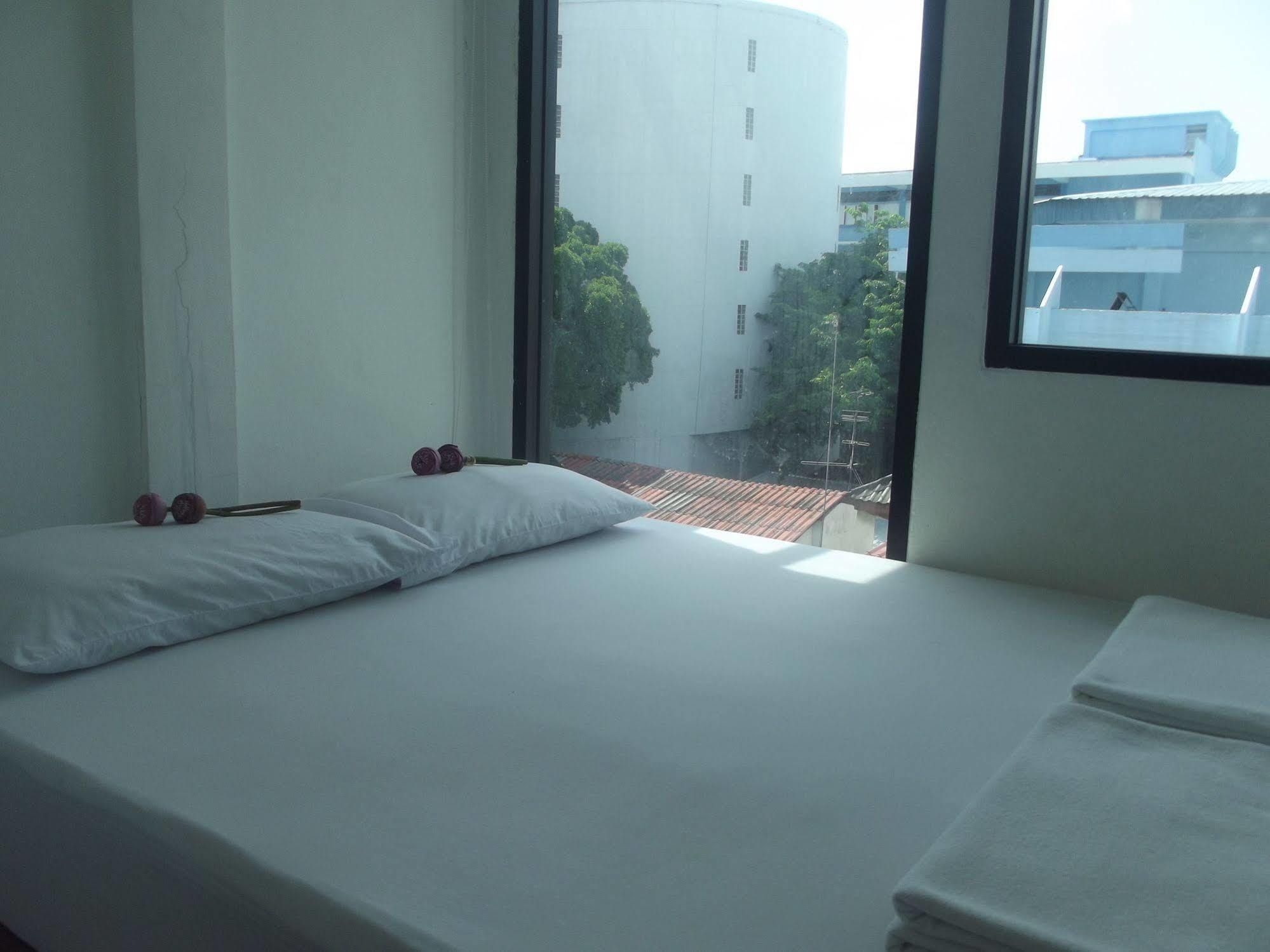 The Chilli Bangkok Hotel מראה חיצוני תמונה